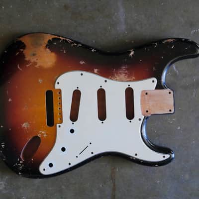 Handmade Stratocaster / Nitro - 3-tone sunburst image 1
