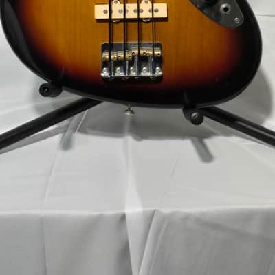 Fender JAB J-Craft Jaguar Bass 2005 - 2014 - 3-Tone Sunburst image 2