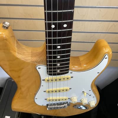 Fender stratocaster 2003 - Gloss image 7