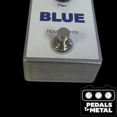 Blue Peashooter - White - X16168 image 3