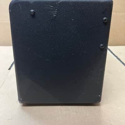 Fender GT40 - Black W/ Foot Switch / Serial Number (Amp): CGPC17006640 / Serial Number (Footswitch): CGPF17001285 image 11