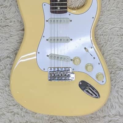 Mint Fender Yngwie Malmsteen Stratocaster White Electric Guitar, Scalloped board image 1