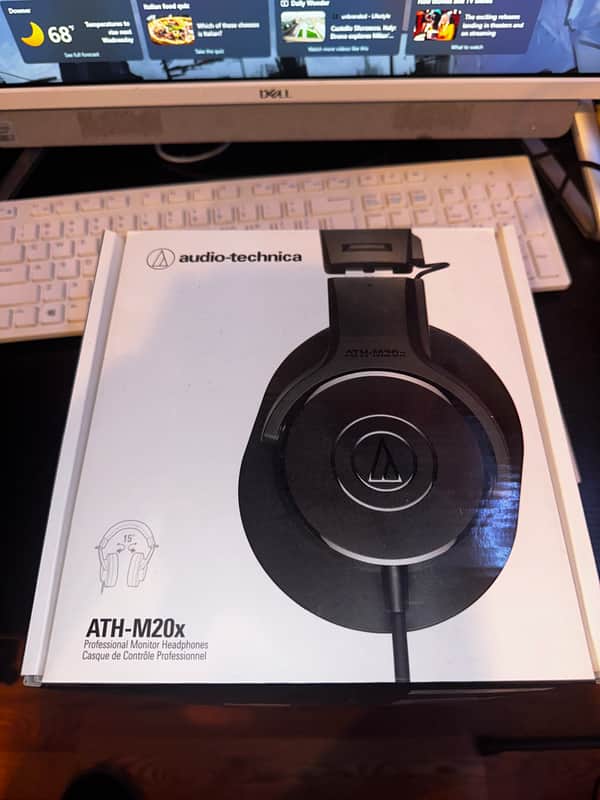 Audio-Technica ATH-M20x 2010s - Black image 1