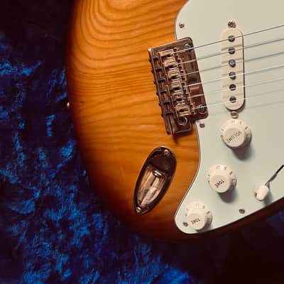 Fender 75th Anniversary Commemorative Stratocaster 2021 - 2-Color Bourbon Burst image 17