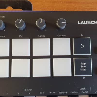 Novation Launchkey Mini MK3 + Hard Case — Excellent Condition image 7