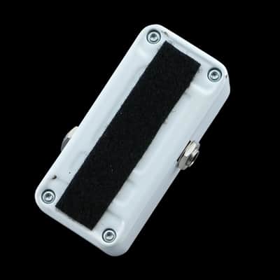 TC Electronic Polytune 2 Mini Tuner Guitar Effects Pedal P-29639 image 2