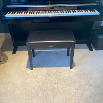 Yamaha CLP-240-230 Clavinova image 1