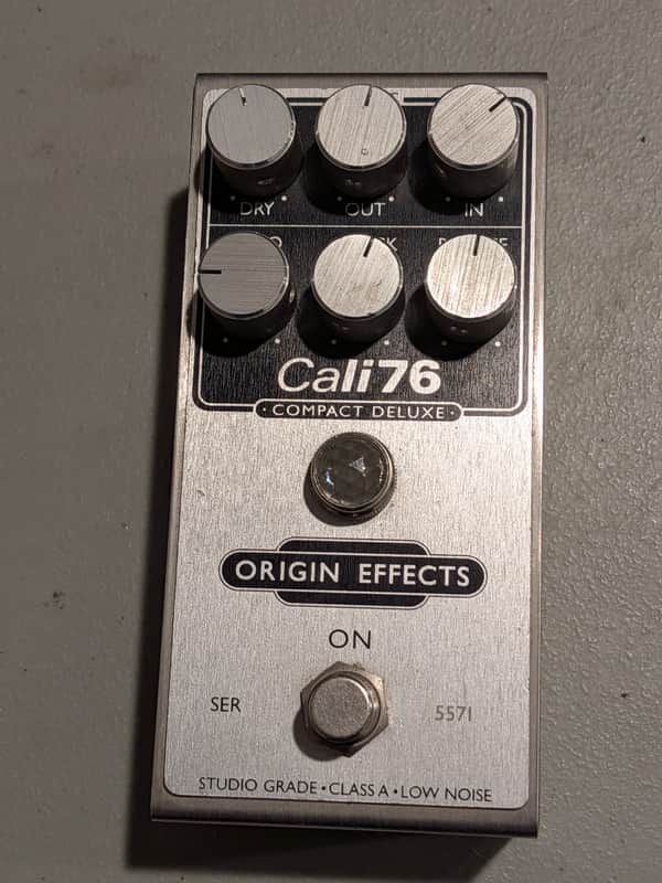 Origin Effects Cali76 Compact Deluxe Compressor 2010s - Silver image 1