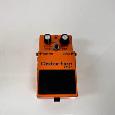 Boss DS-1 Distortion Guitar Effect Pedal