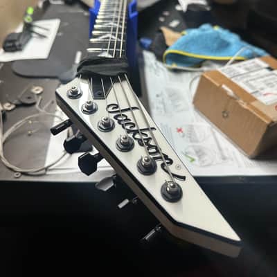 Jackson Pro Series Matt Tuck Signature Rhoads 2009 - 2010 - Snow White with Black Bevels image 3