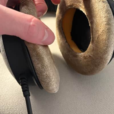 Beyerdynamic DT 770 PRO 80 Ohm Studio Headphones - For Parts/Repair, R Driver image 4