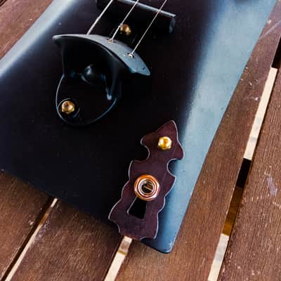 MADE TO ORDER Handmade 3 Strings Shovel Guitar Matte Black, Mild Relic image 4