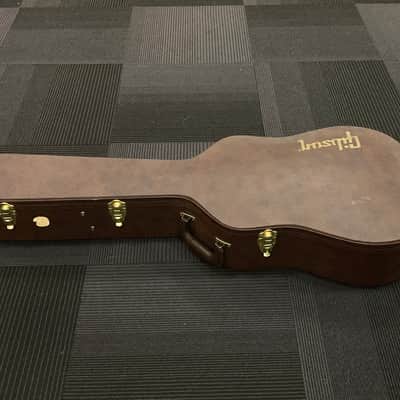 Gibson J-45 Case - Dark Brown, Recent image 2