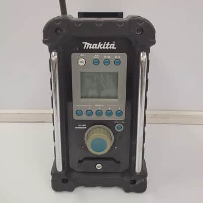 Makita BMR100 Work Radio image 2