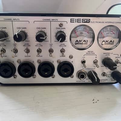 Akai EIE Pro USB 2.0 Audio Interface 2010s - Silver image 3