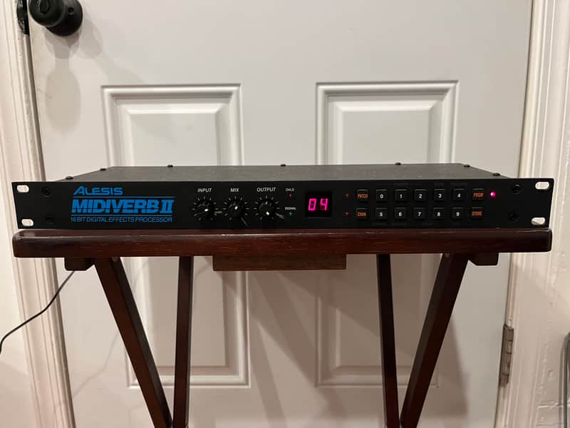 Alesis Midiverb II 16-Bit Digital Effects Processor