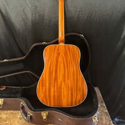 Gibson Hummingbird Figured Back 2019 - 2025 (Heritage Cherry Sunburst) image 5