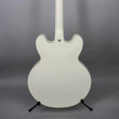 Epiphone Inspired by Gibson Custom '59 ES-355 Classic White image 7