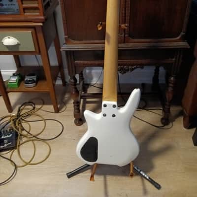 Steinberger Spirit 5 String Bass White image 2