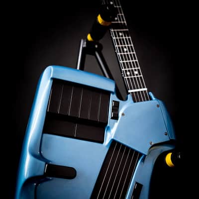 SynthAxe Blue image 3