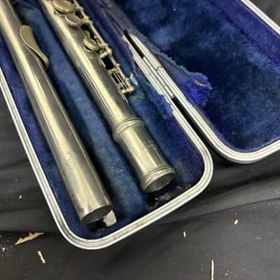 Muramatsu 111 Flute Wind Instrument with Hard Case Needs Adjustment Tested image 10