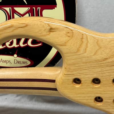 Skjold Wyvern David Dyson Signature Model #3 of 25 5-string Bass image 10