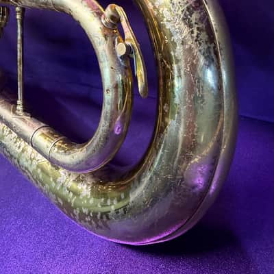 King 625 front bell baritone - Lacquer image 8