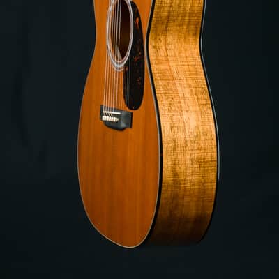 Martin M 0000 Cutaway Custom Premium Flamed Koa and Sinker Redwood NEW image 12
