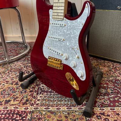 Fender Richie Kotzen Strat MN 2024 - Transparent Red Burst image 9