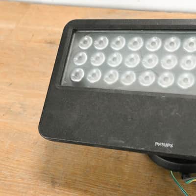Philips iW Blast Powercore 21° Frosted Lens LED Fixture - Black CG011P4 image 3
