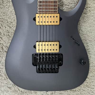 Ibanez JBM27 Jake Bowen SIgnature 7-String Electric Guitar w/Dimarzios - Black image 3