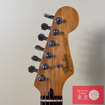 Fender Japan ST33R Stratocaster E Serial 1980s Electric Guitar image 11