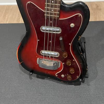 Silvertone 1443 Hornet Bass 1960s Sunburst image 2