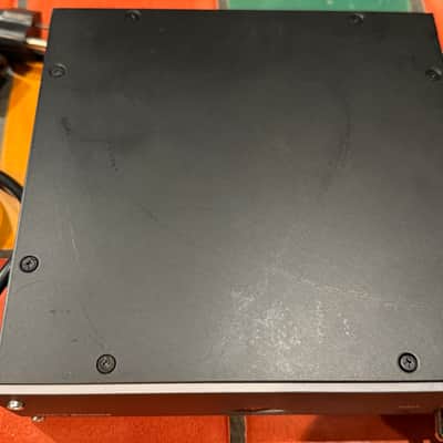 Universal Audio UAD-2 Satellite Thunderbolt 3 OCTO Core Desktop DSP Accelerator 2019 - Present - Gray - Excellent! image 4