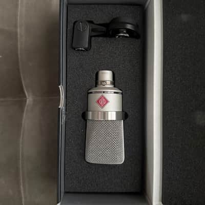 Neumann TLM 102 mt Large Diaphragm Cardioid Condenser Microphone 2009 - Present - Matte Black image 2