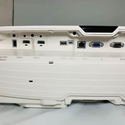 Epson Home Cinema 5050UB 4K Pro-UHD Projector image 4