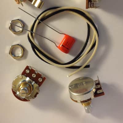 Wiring Harness Kit For J Bass Bourns Knurled Pots .1uf 225P Orange Drop Cap image 2