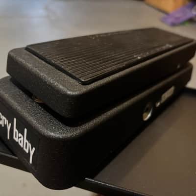 Dunlop GCB95 Cry Baby Standard Wah 1982 - Present Black image 1