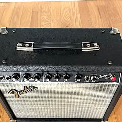 Fender Champion 30, 30-Watt Solid State Guitar Combo Amp, Very Good Condition image 6
