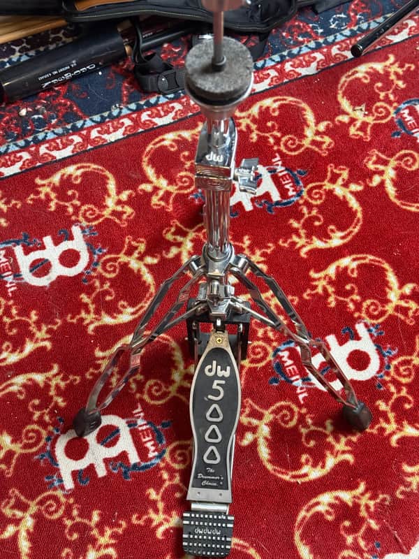 DW 5000 3 leg hi- hat stand image 1
