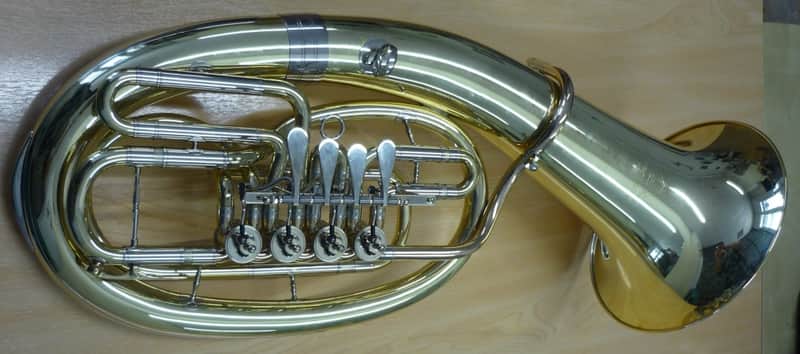 Bombardino en Sib Miraphone Premium 54L Lacado. En perfecto estadoado image 1