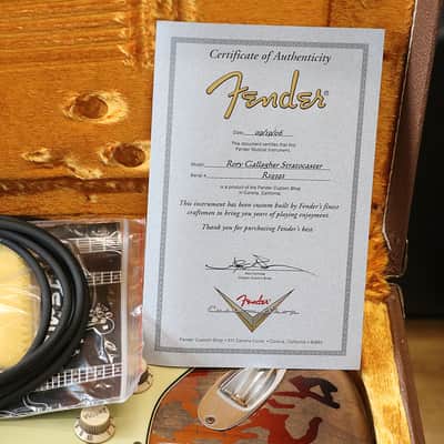 Fender Custom Shop Rory Gallagher Tribute Stratocaster 2004 - Present - 3-Color Sunburst image 4