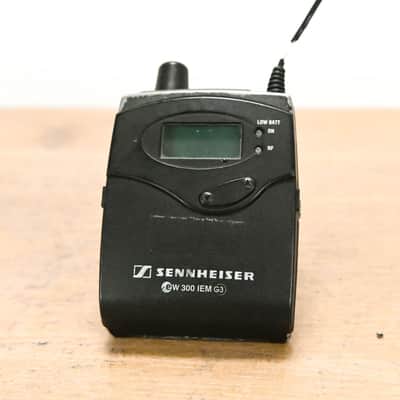 Sennheiser EK 300 IEM G3 Wireless Bodypack Receiver G Range: 566-608 MHz CG0132W image 2