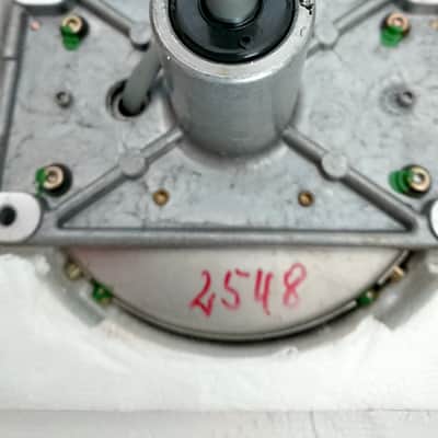 Studer 4-pole Capstan Motor 1.021.366 - in the original box image 5