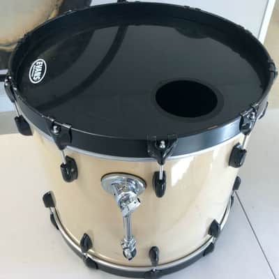 Gretsch Vinnie Colaiuta Signature Series Drums image 2