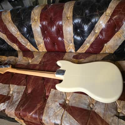 Fender Mustang Bass ARTIST OWNED by THE DARKNESS studio used to record MOTORHEART album Dan & Justin Hawkins Precision Jazz PJ Bass Pickups image 11