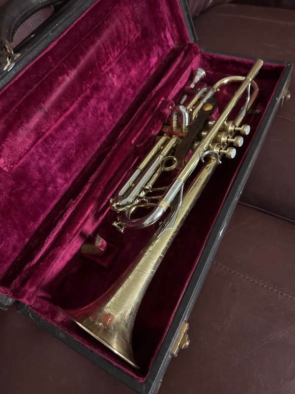 Buescher Aristocrat Custom (Model 237) (1934) Bb Trumpet SN 272591 (professional) (lead trumpet) (100% new clear lacquer) image 1