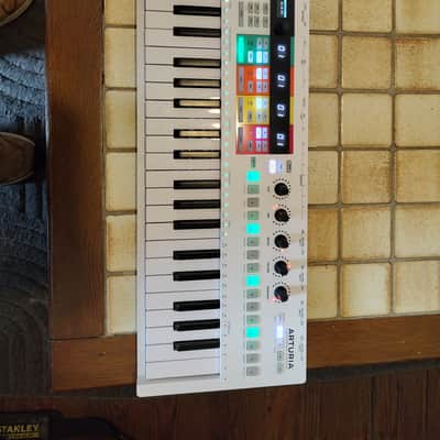 Arturia KeyStep Pro 37-Key MIDI Controller 2020 - Present - White