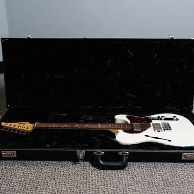 Suhr Alt T Pro - Olympic White w/ Premium G&G Hardcase image 11