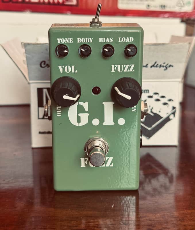 MI Audio Crunch Box Distortion | Reverb